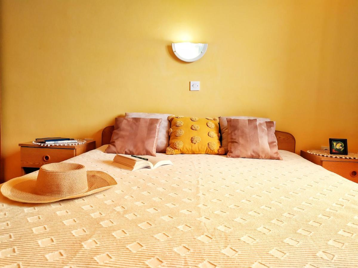 Cozy Apartments Danica Novalja With Terrace - First Floor Exterior foto