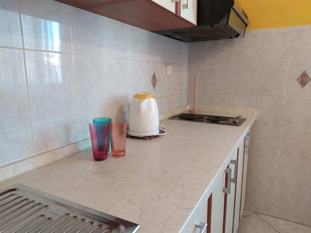 Cozy Apartments Danica Novalja With Terrace - First Floor Exterior foto